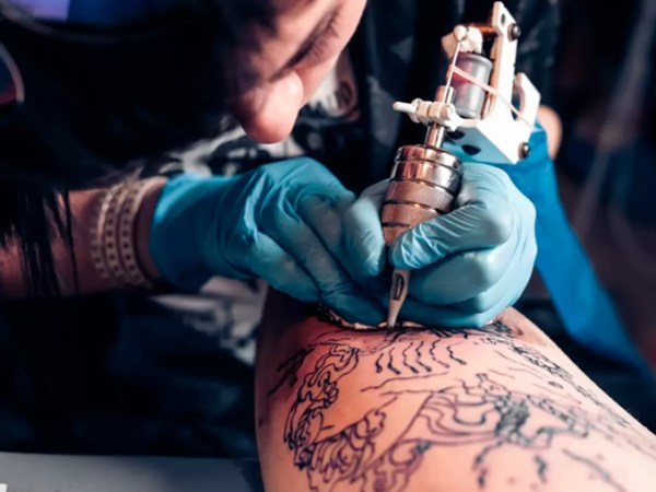 How to Choose the Right Tattoo Artist for&nbsp;You?