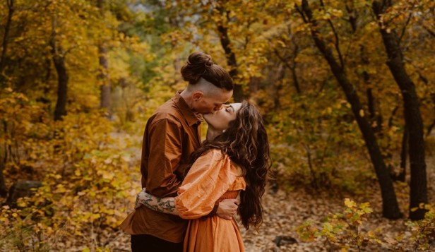 How to Choose the Right Style of Engagement Photography for&nbsp;You